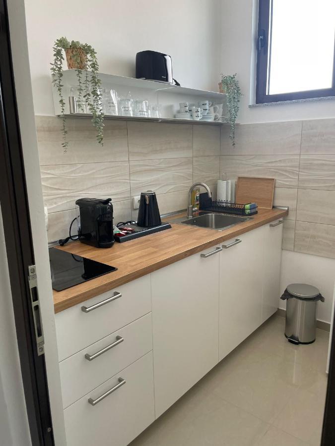 Morpheus Apartmani Sremska Mitrovica Exterior photo