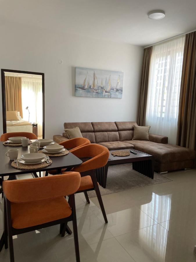Morpheus Apartmani Sremska Mitrovica Exterior photo