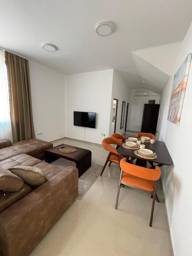 Morpheus Apartmani Sremska Mitrovica Exterior photo